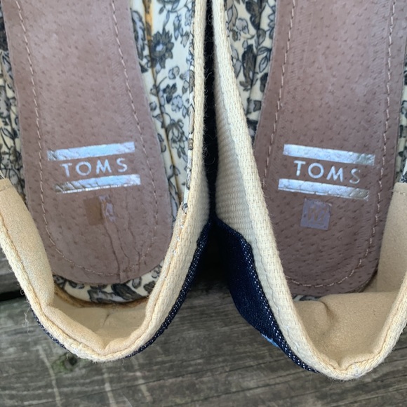 Toms Burlap Alessandra Vegan Classics Ballet Flat Size 7 - Picture 3 of 10